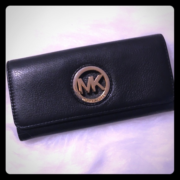 Michael kors Fulton Wallet - Picture 1 of 8